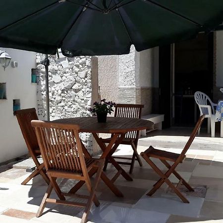Villino Dolores 30 Mt Mare بورتو سيساريو المظهر الخارجي الصورة